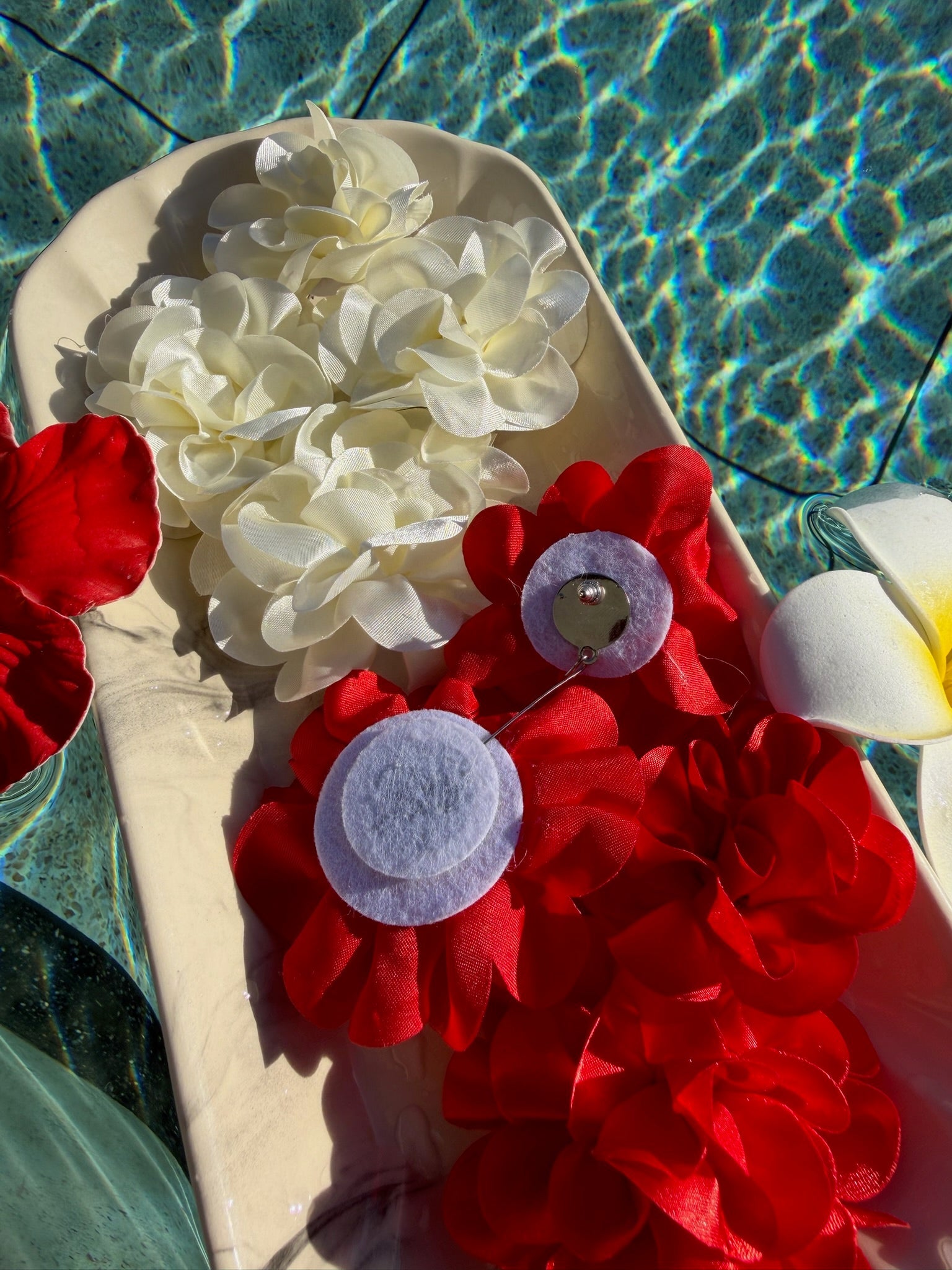 Boucles d’oreilles à grosses fleurs DS.Sélection