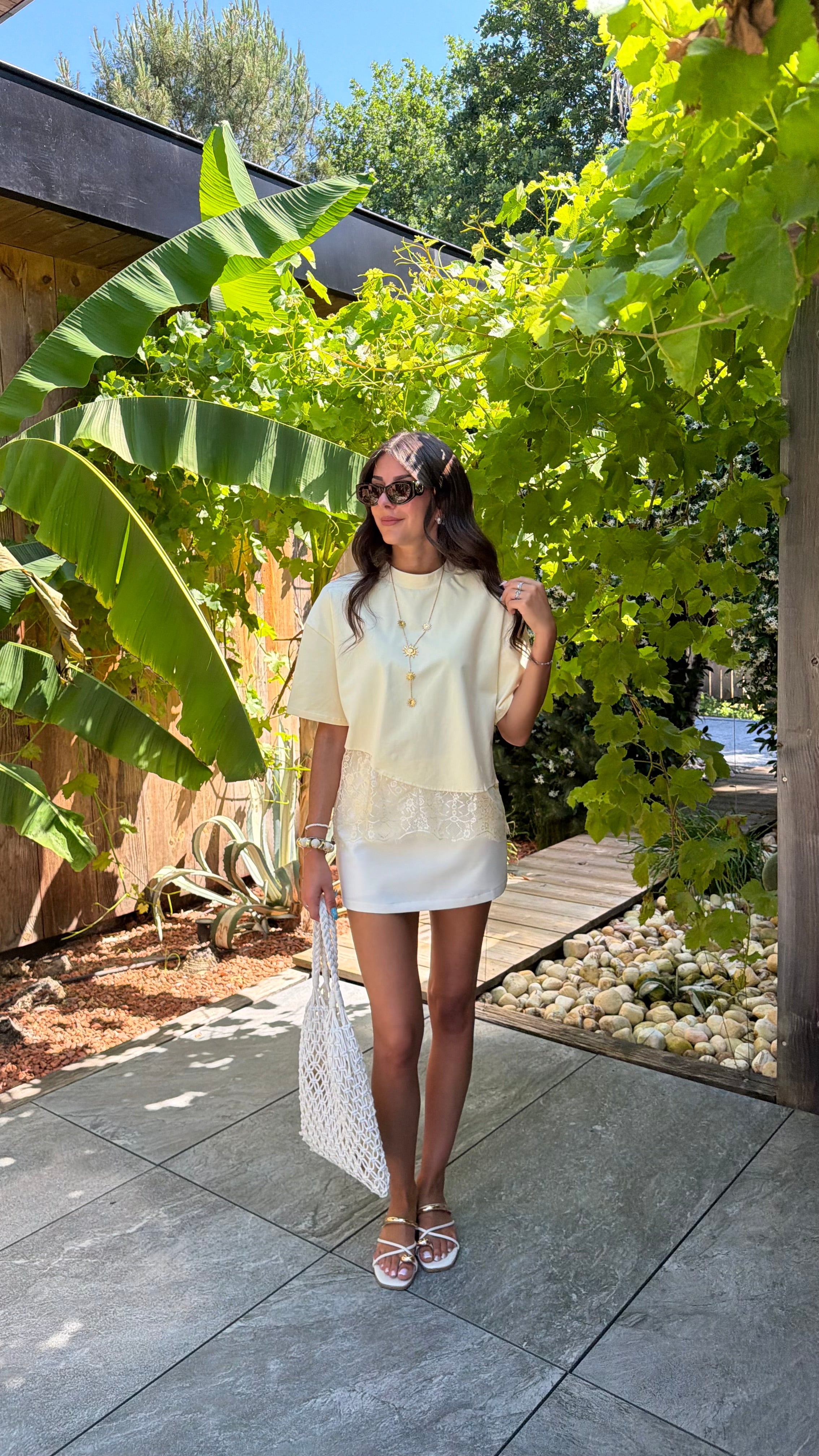 T-shirt jaune à dentelle DS.Sélection
