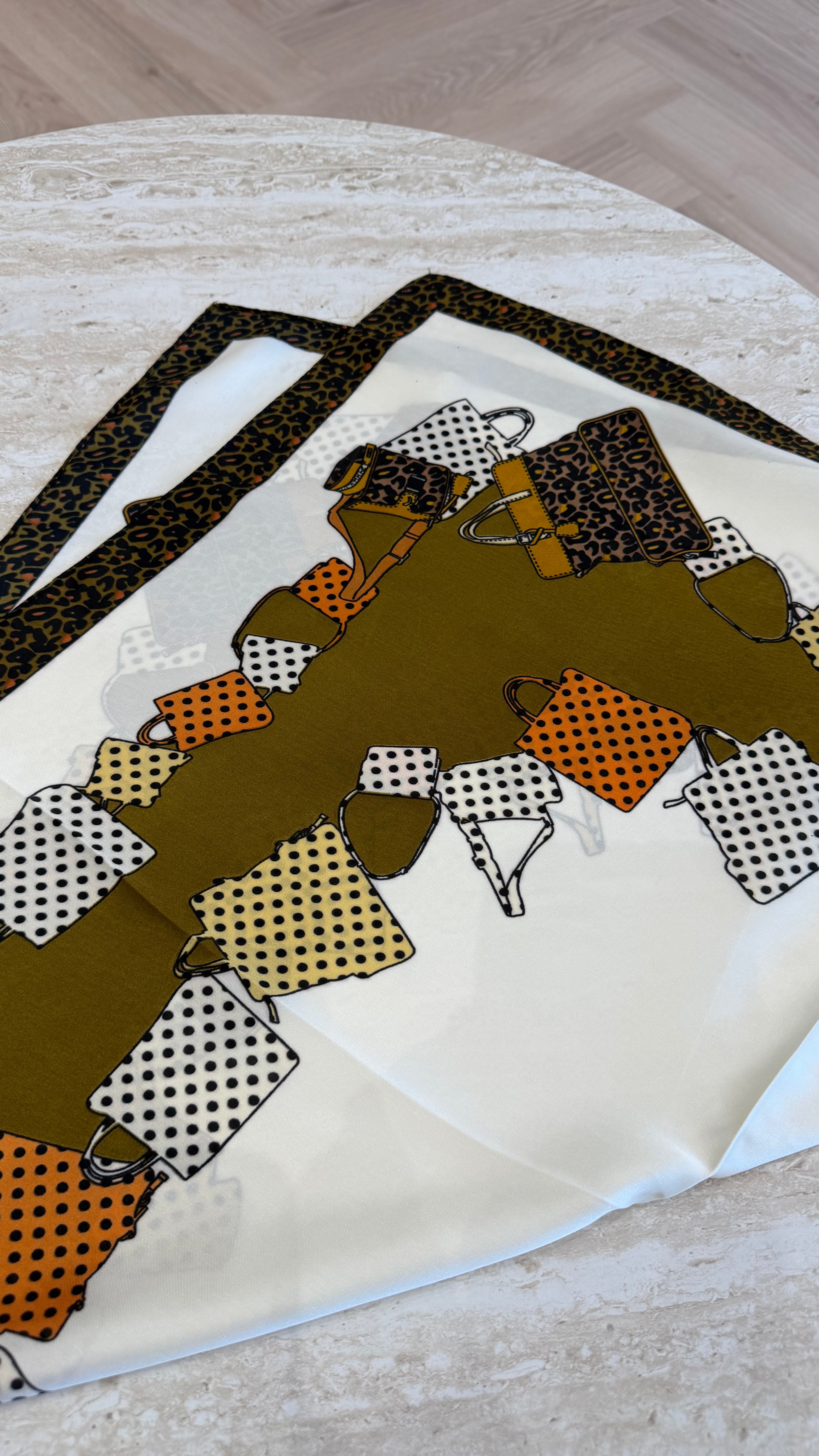 Foulard carré DS.Sélection