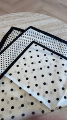 Foulard carré blanc à pois DS.Sélection