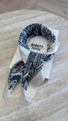 Foulard carré bleu DS.Sélection