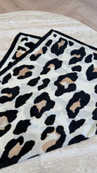 Foulard carré léopard DS.Sélection