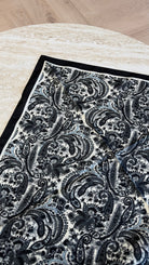 Foulard triangle noir DS.Sélection