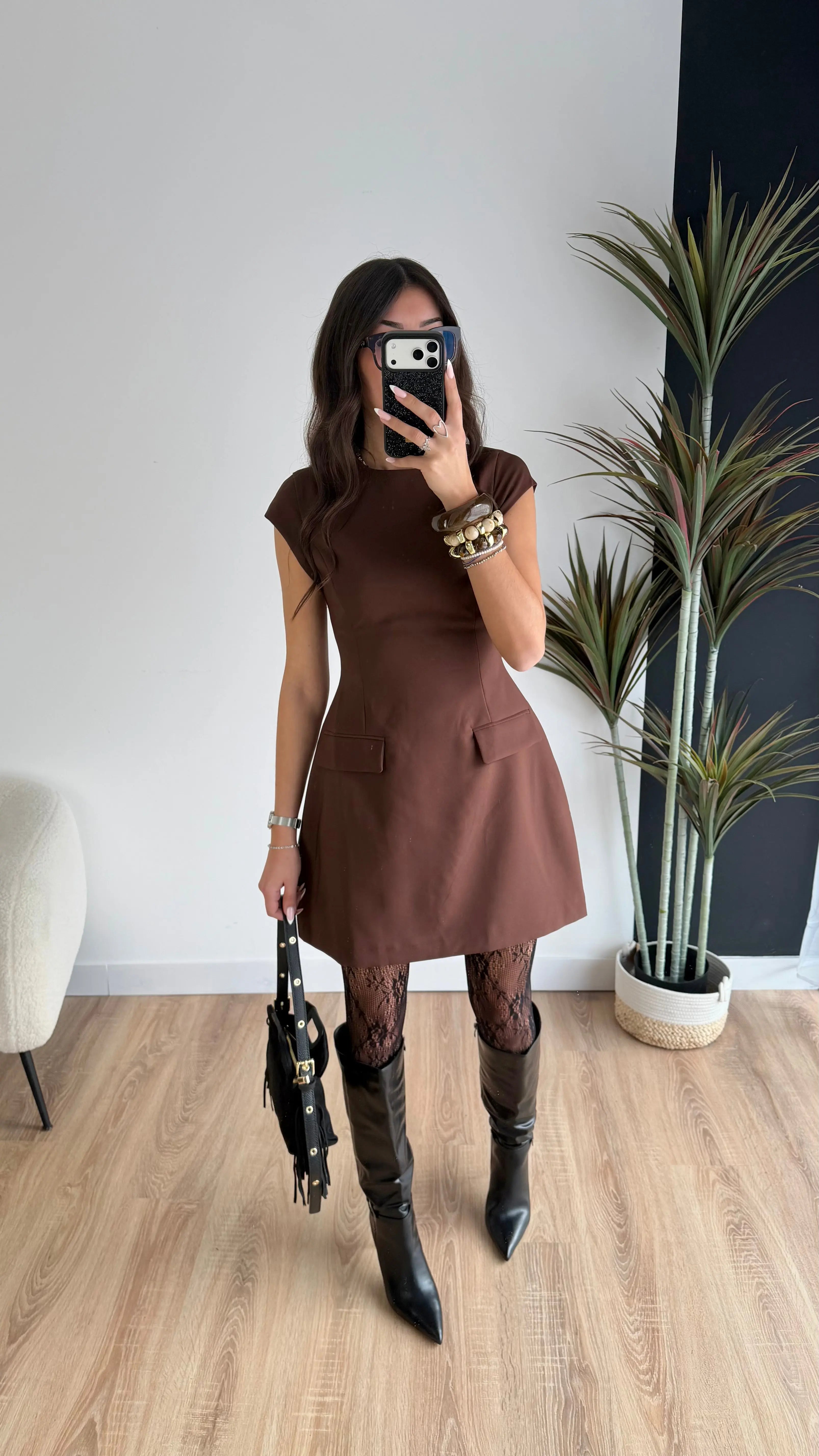 Robe cintrée à manches courtes choco DS.Sélection