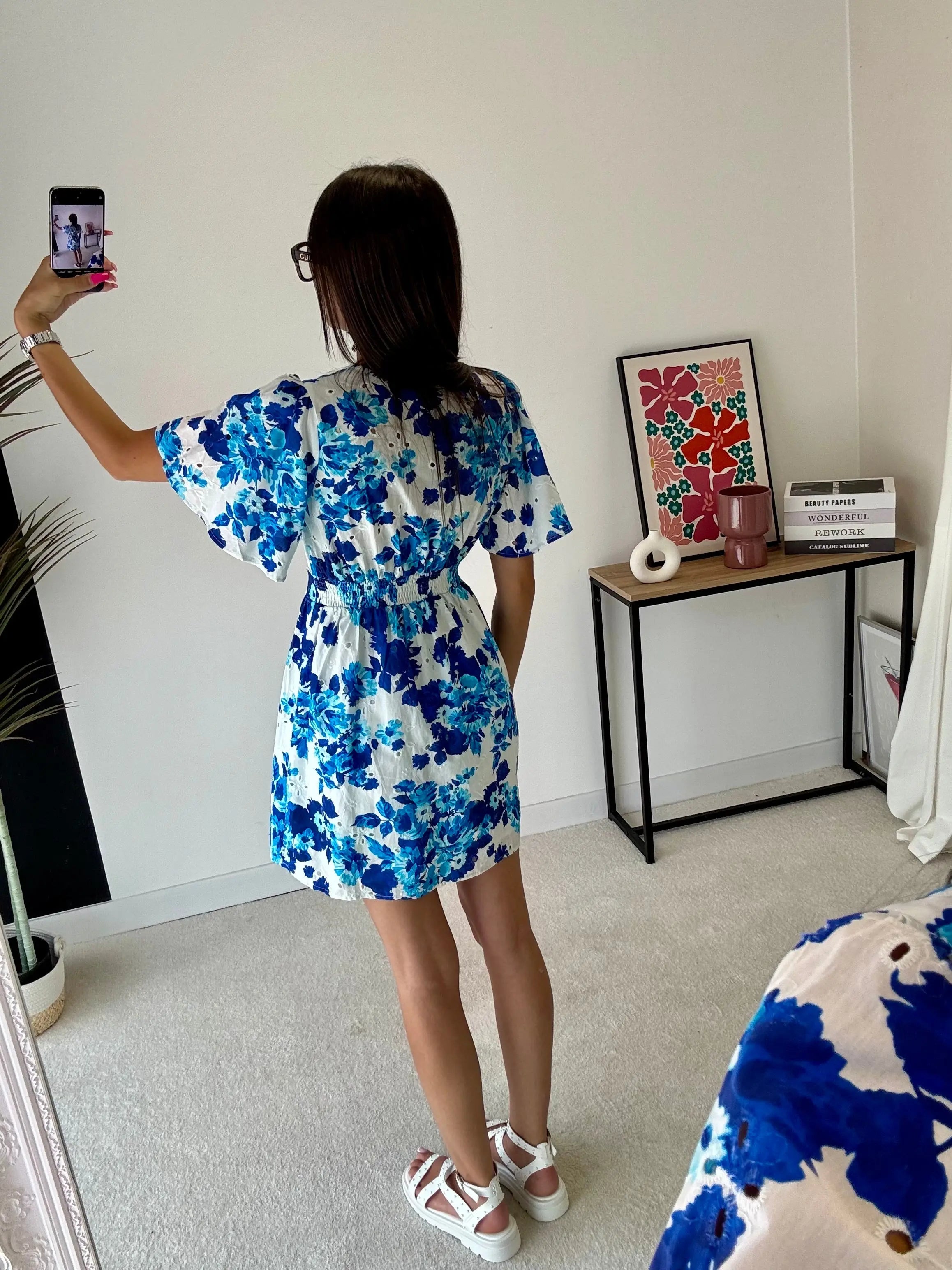 Robe courte brodé bleu DS.Sélection